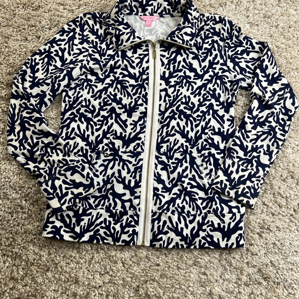 Lilly Pulitzer full zip in Navy and White